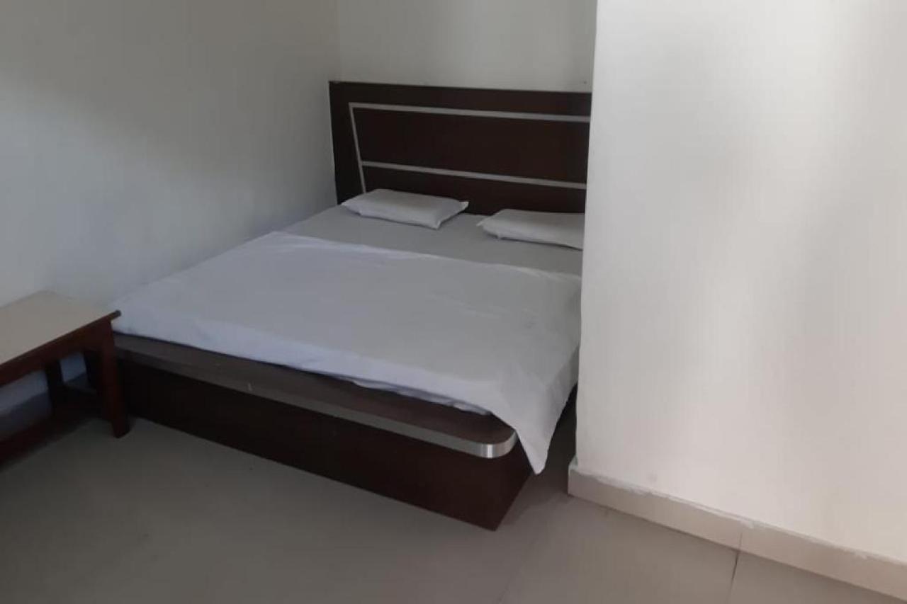 Oyo 81211 Hotel Janta Katra (Jammu and Kashmir) Luaran gambar