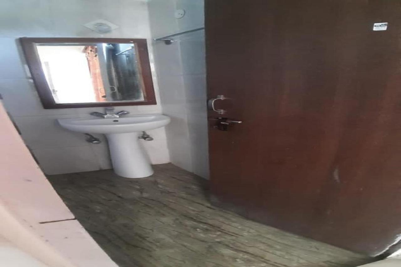 Oyo 81211 Hotel Janta Katra (Jammu and Kashmir) Luaran gambar